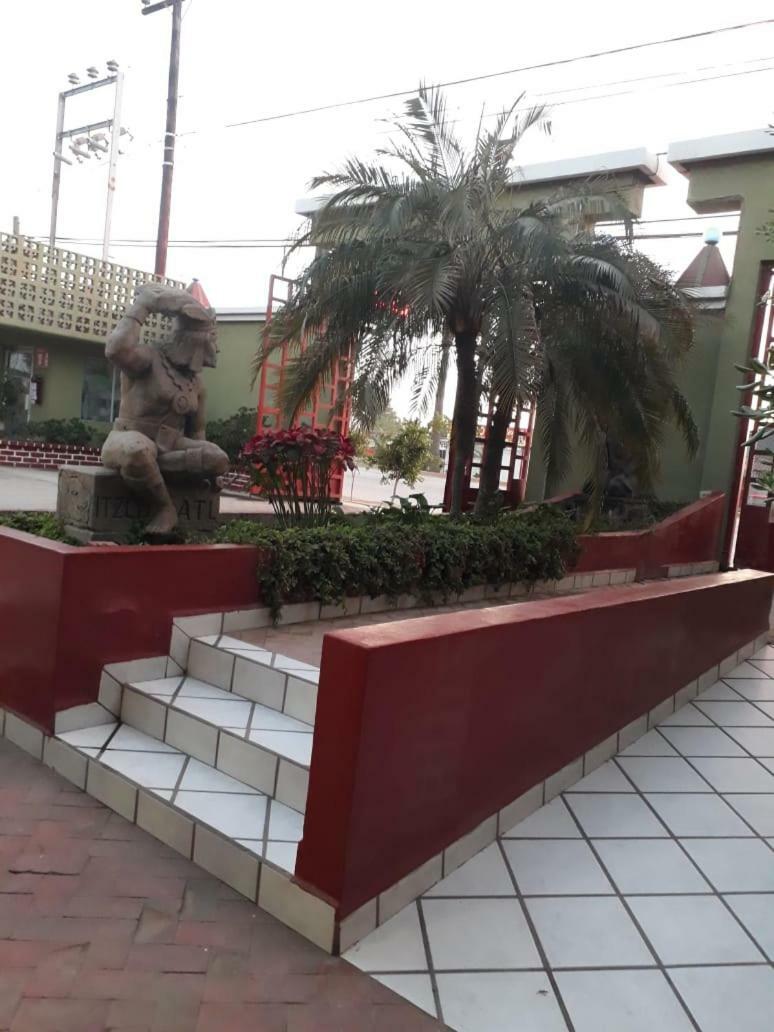 Hotel Azteca Inn Ensenada Extérieur photo